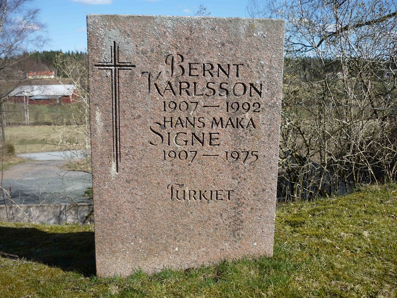 Grave number: ÖD 08    9, 10