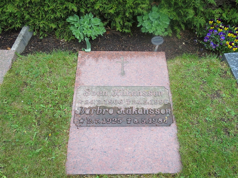 Grave number: HÖB N.UR   340