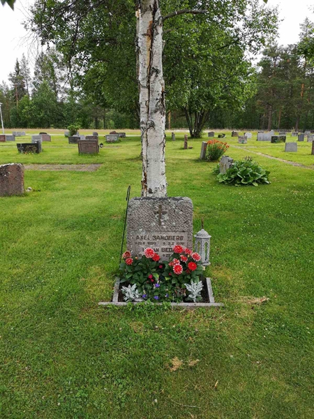 Hautatunnus: NK 09     1