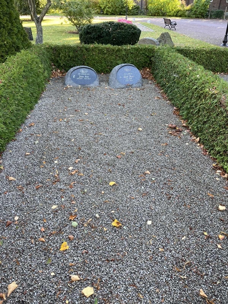 Grave number: VK II    29