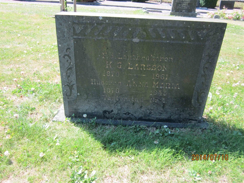 Grave number: 8 K    71