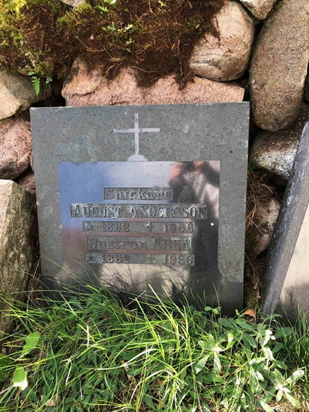 Grave number: SK 08    16, 17