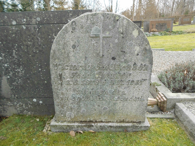 Grave number: NÅ M6    64