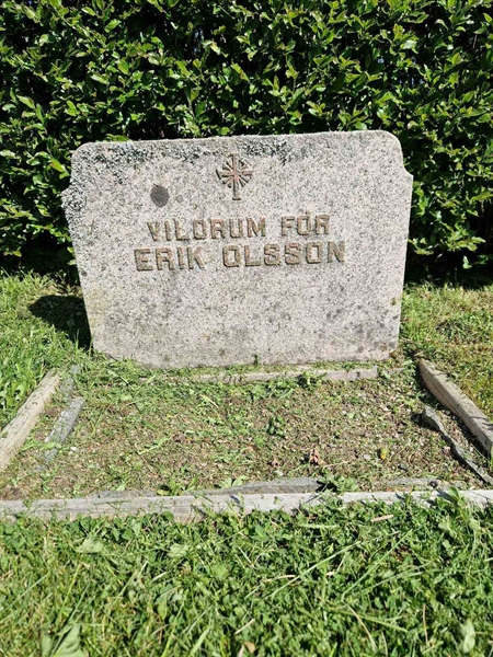 Grave number: 501 26 5297-5298