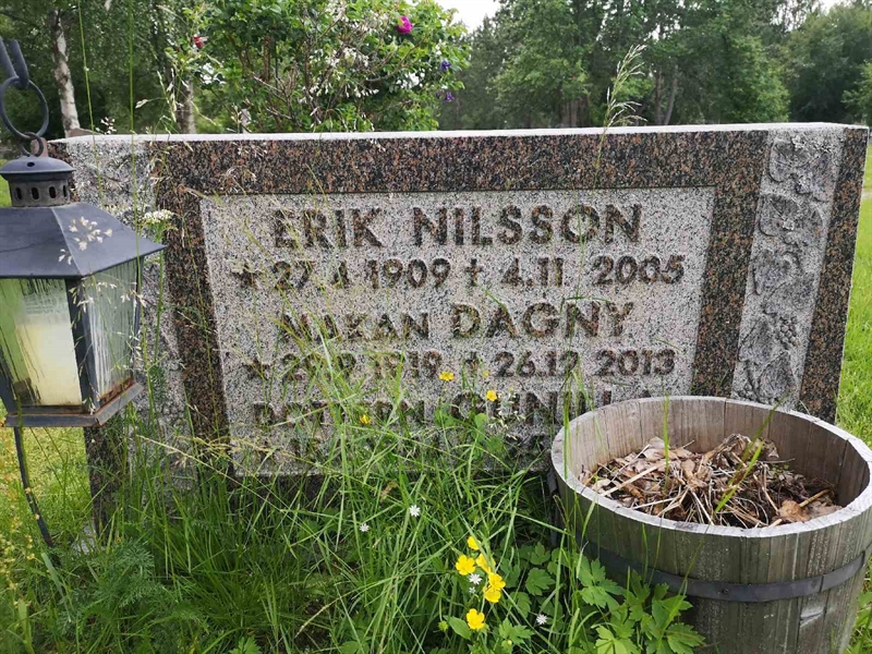 Gravnummer: NK 08     2