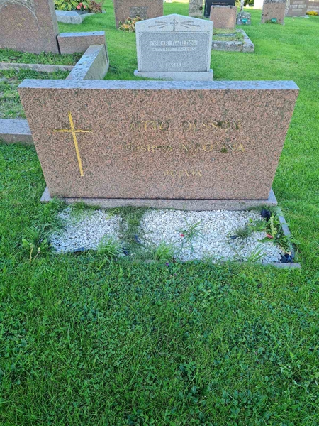 Grave number: KG 09   548, 549