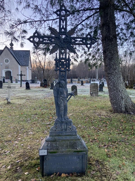 Hautatunnus: 2 C    66