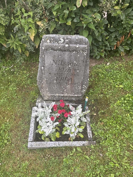 Grave number: 002 2   616