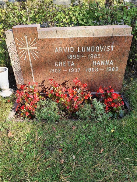 Grave number: SK A6   877-878