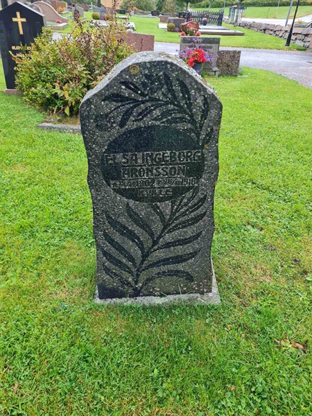 Grave number: KG 08   300