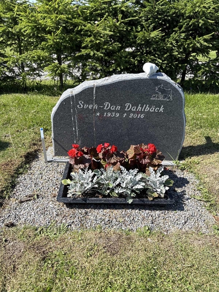Grave number: 4 G GF    52
