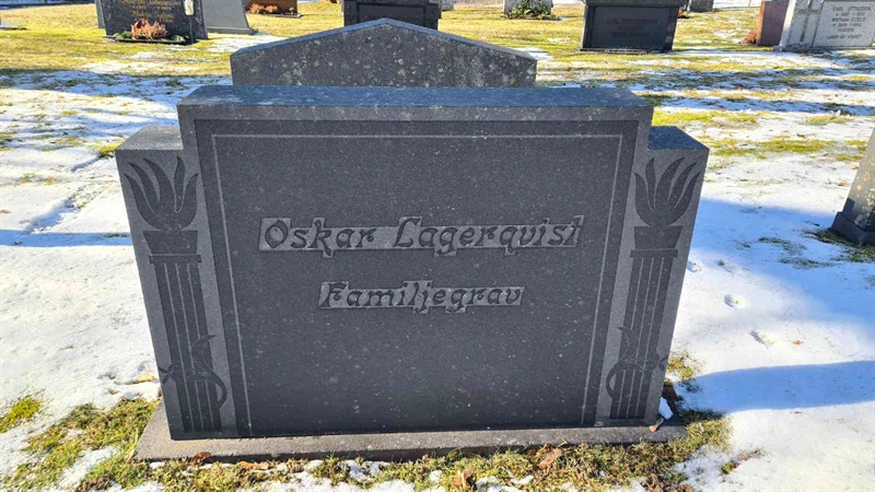 Grave number: M G 02 50-51