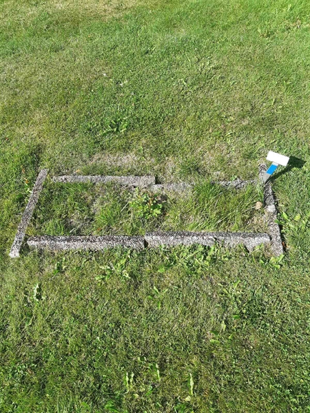 Grave number: Fr 1 31-32