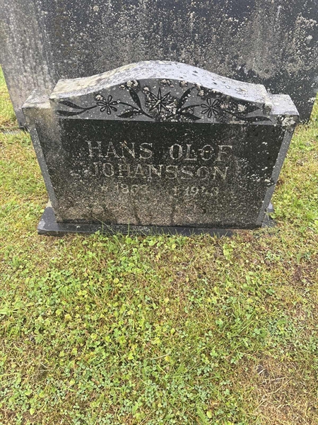 Grave number: 002 1    38