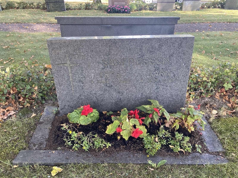 Grave number: LED B    63-64