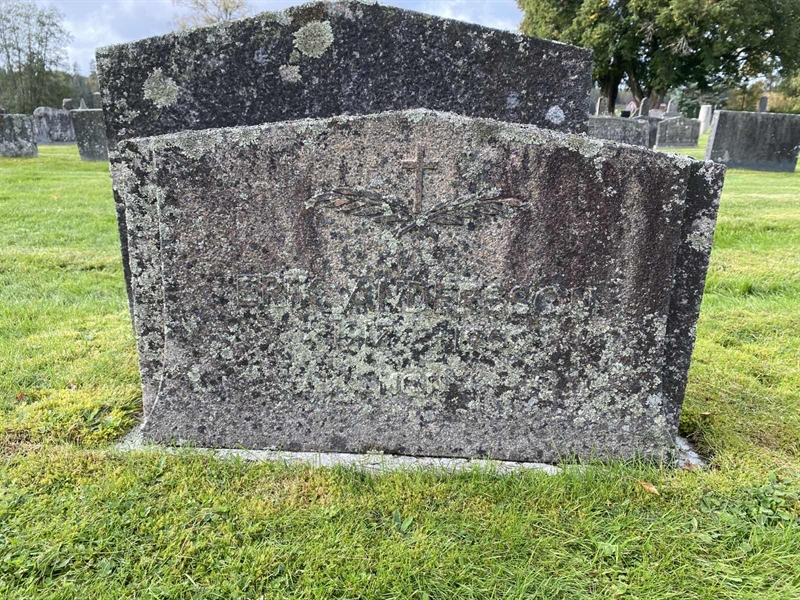 Grave number: 4 Me 04    47-48