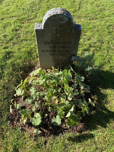 Hautatunnus: 2 F   379