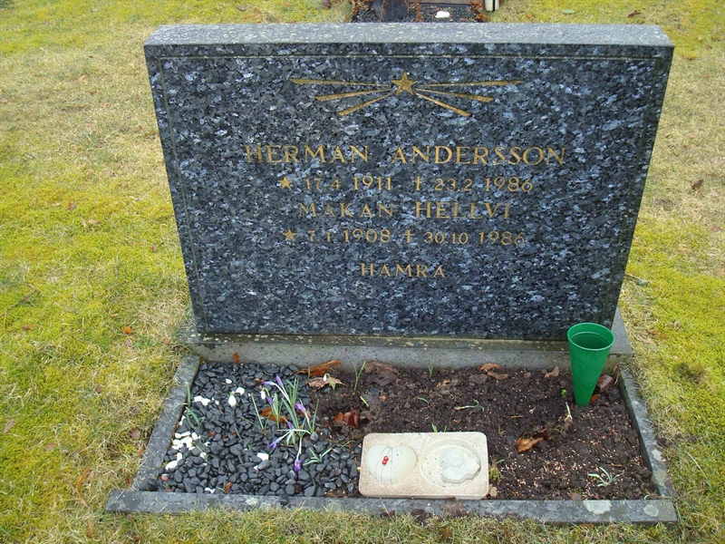 Grave number: BR D   137, 138