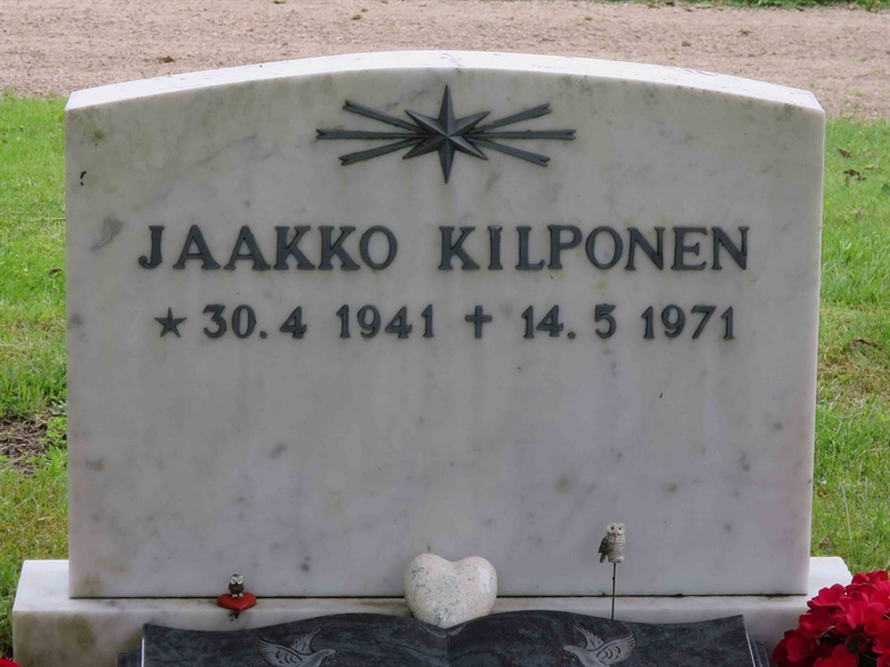 Grave number: HÖB 65    31