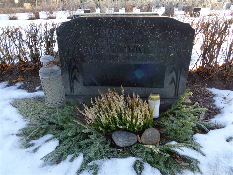 Grave number: 1 C   071