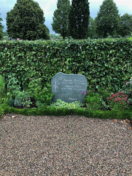 Grave number: Kå 49     7