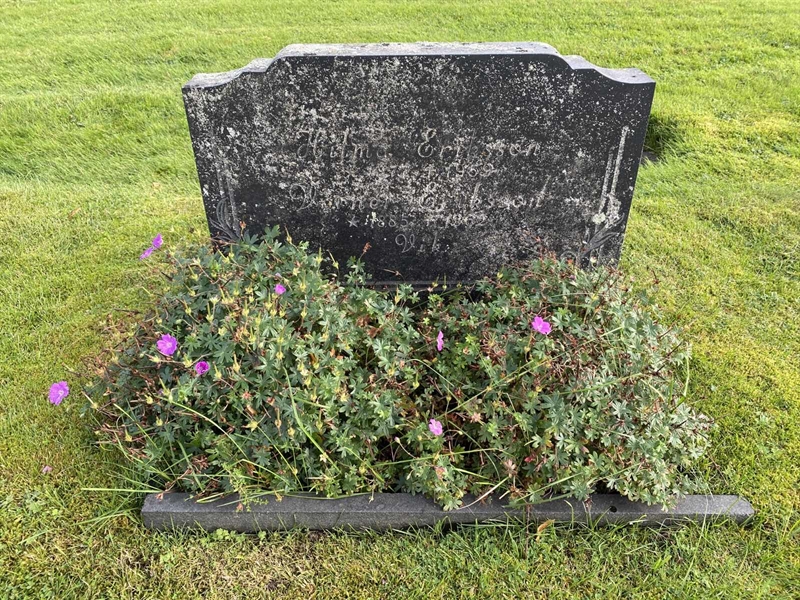 Grave number: 4 Me 09    15-16