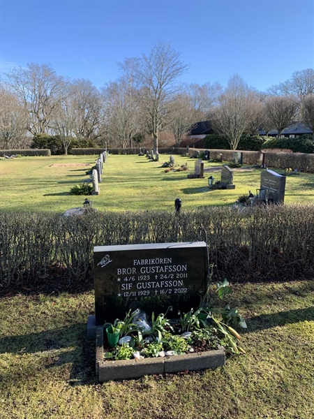 Grave number: SÖ S     7