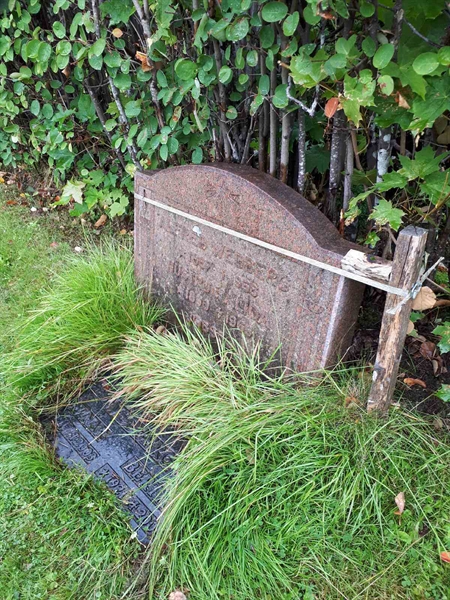 Gravnummer: NK F A   149