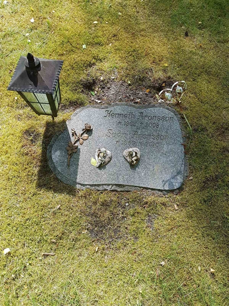 Grave number: 01 14732