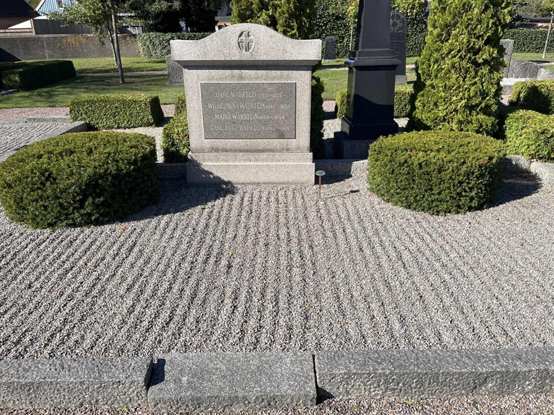 Grave number: VK III   61a+b