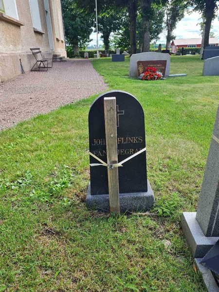 Gravnummer: Ut    64