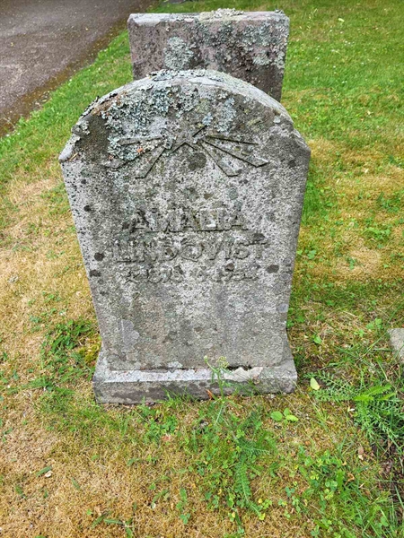 Grave number: kö 01 14   133