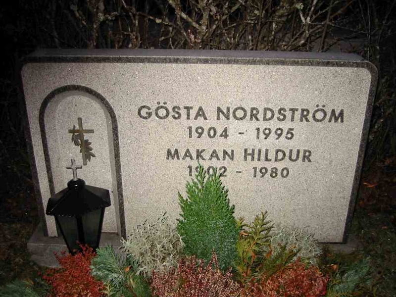 Grave number: KV 19    54-55