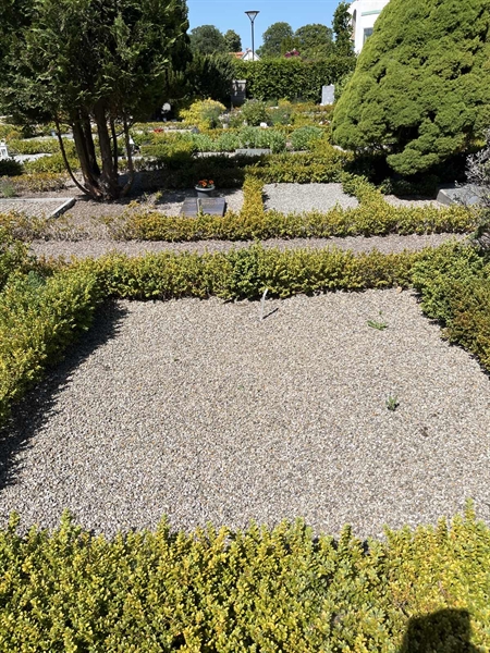 Grave number: NK G 87-88
