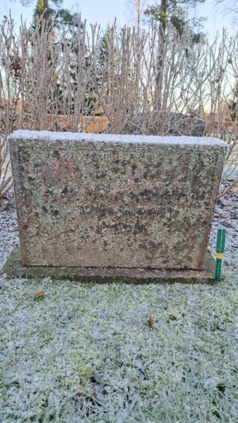 Gravnummer: 6 05     87