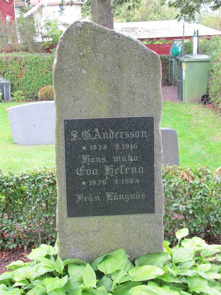 Grave number: KÄÖ A   163, 164