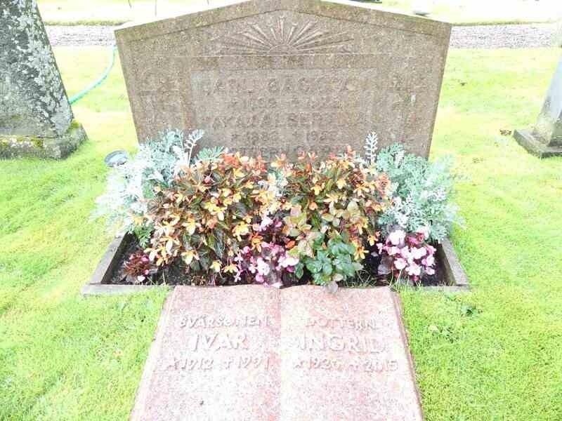 Grave number: FB 6   19, 20, 21