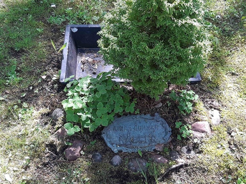 Grave number: KA 15   139