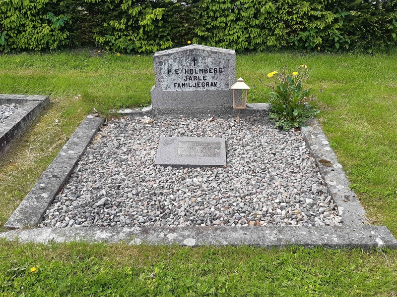 Grave number: NO 25    25