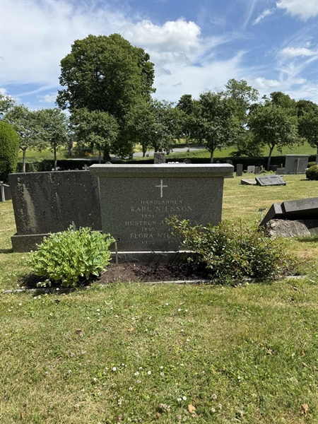 Grave number: FÅ A 135, 136