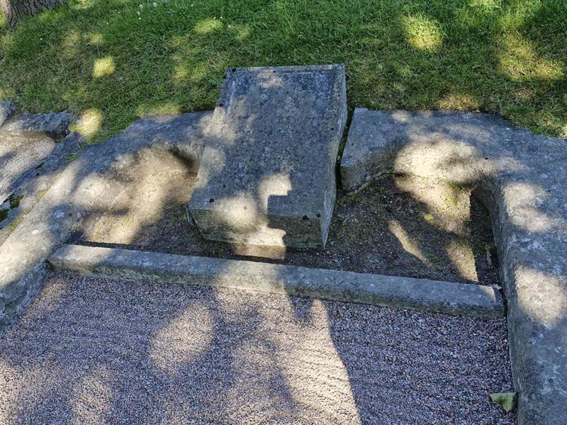 Grave number: 1 FRID 6A