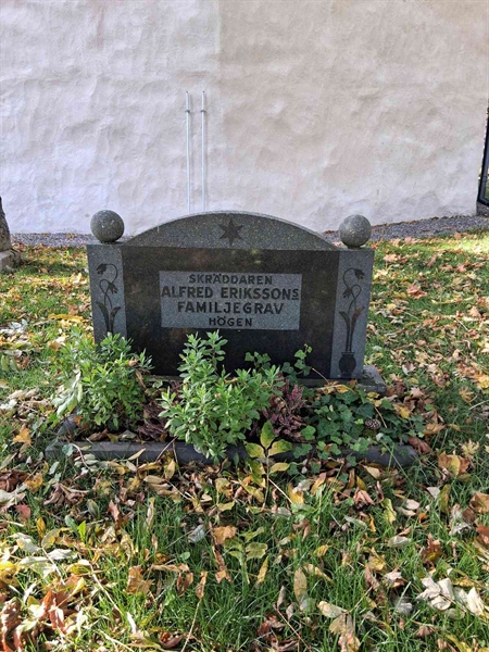 Grave number: SRG 1    50
