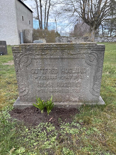 Grave number: FA 120, 121