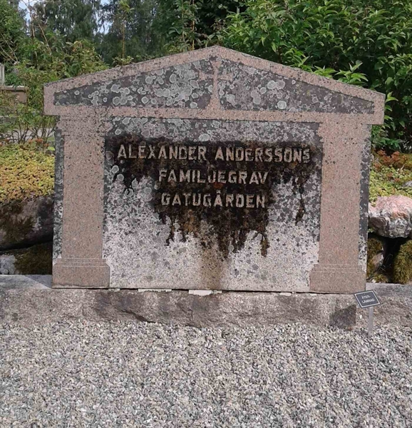 Grave number: HJ  1726, 1727