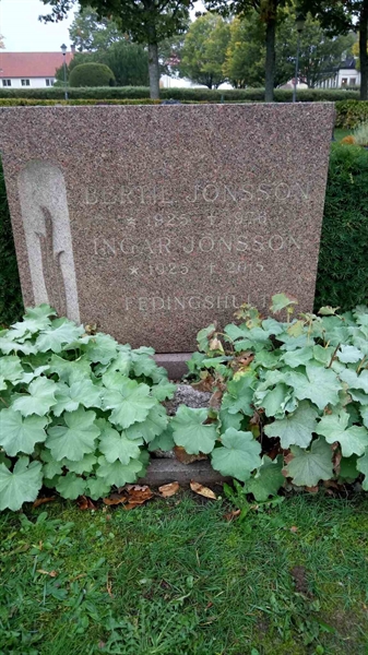 Grave number: SKF G    98, 99