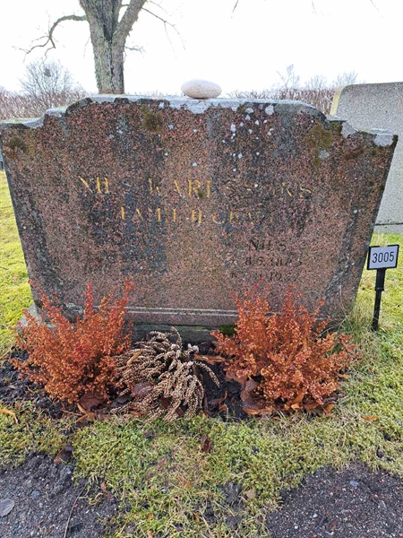 Grave number: KG H  3004, 3005