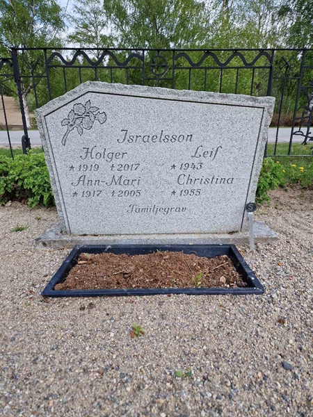 Grave number: 2 13 1609, 1610, 1611, 1612