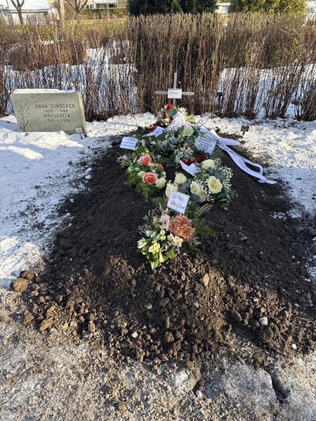 Gravnummer: SI 9  2091, 2092