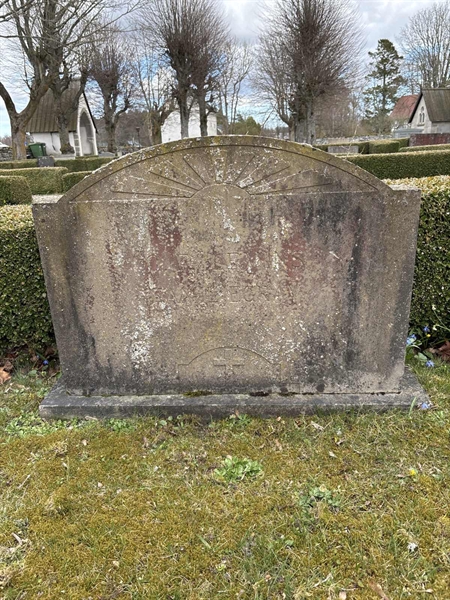 Grave number: FA 36