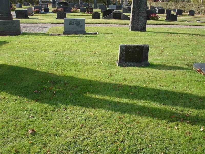 Grave number: FN U    24